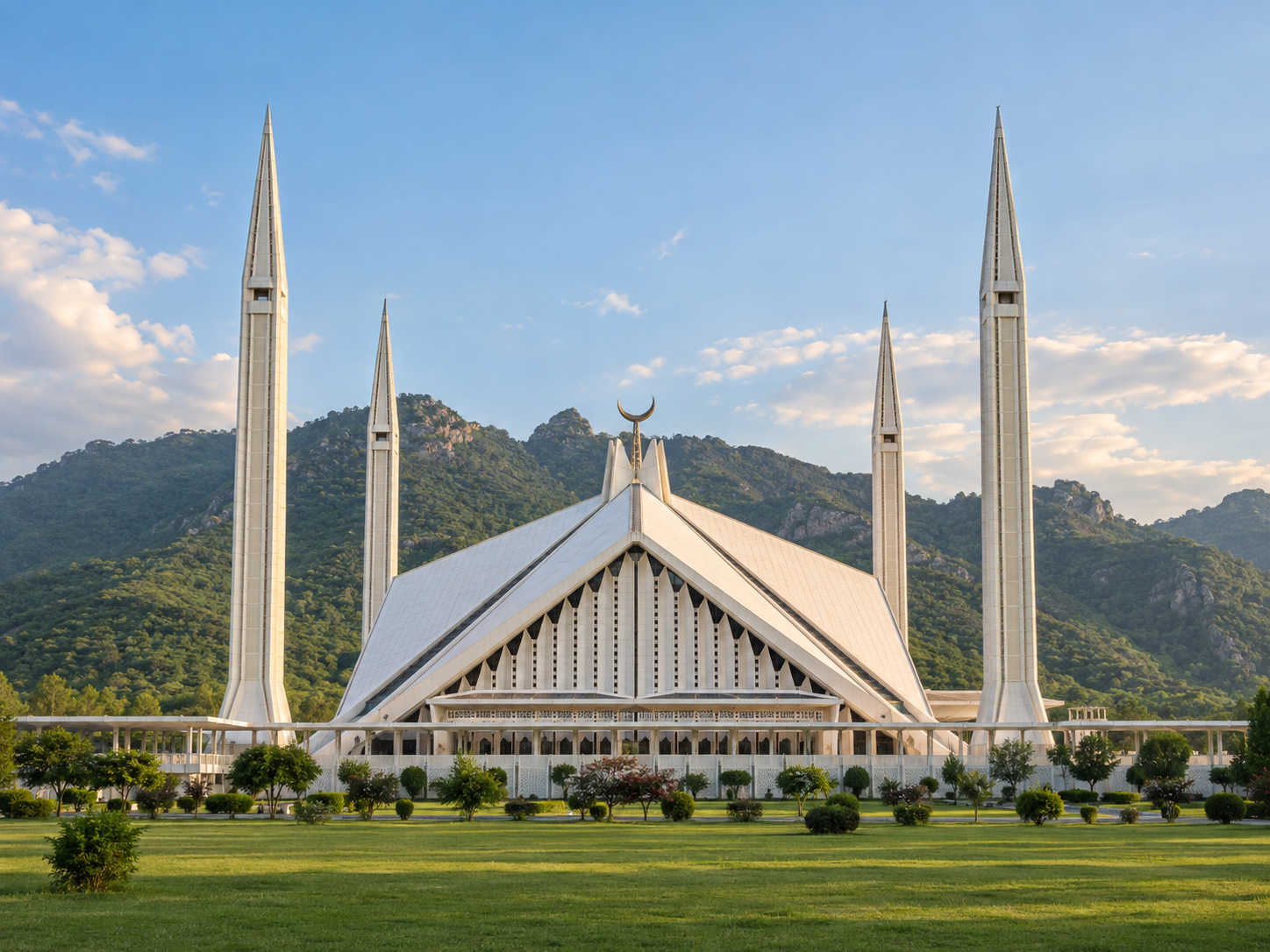 Faisal Mosque, Islamabad – Rana Travel Advisor Islamabad office